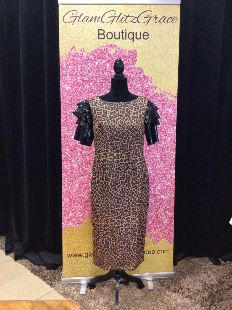 Plus Size Leopard Print Dress With Glossy Pleather Short Sleeves